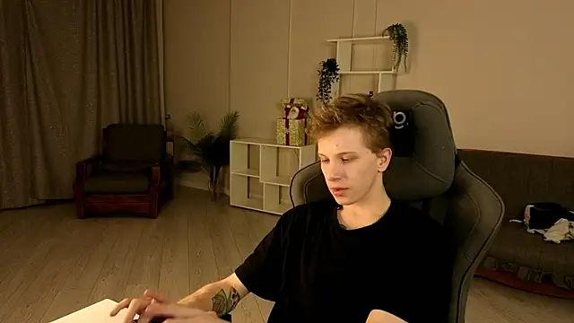 arlekincrop online show from January 7, 2026, 6:46 pm