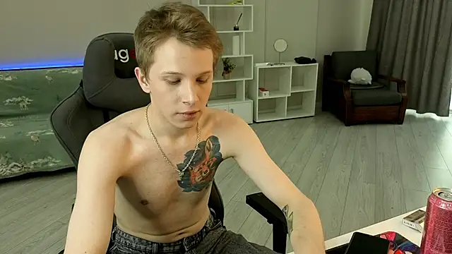 arlekincrop online show from November 22, 2025, 5:06 am