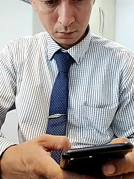 Business dickkk online show from March 3, 2025, 4:15 pm