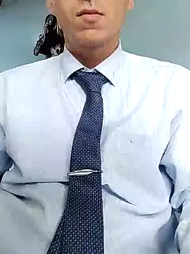 Business dickkk online show from December 3, 2024, 2:33 pm