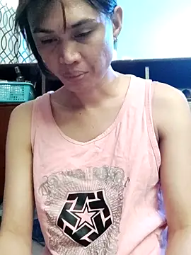 QueenSoreal online show from February 23, 2026, 10:32 pm