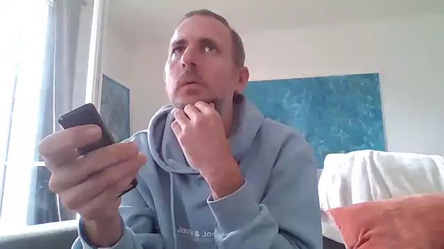 Snapshot of verylargecock chatting on September 17, 2025, 9:55 am verylargecock online show from September 17, 2025, 9:55 am