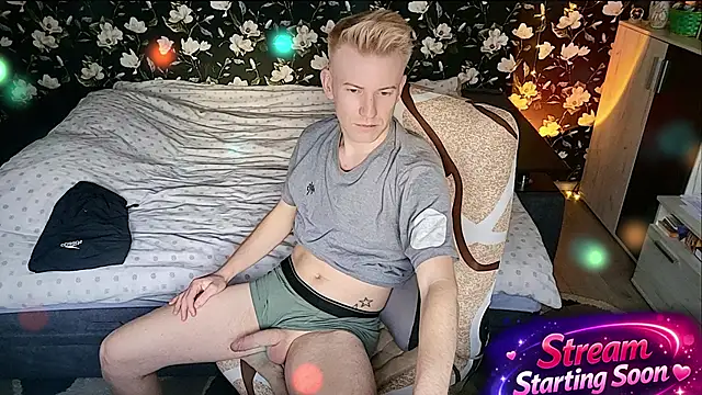 Vuitton online show from April 24, 2026, 2:52 pm