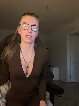 Snapshot of Heidi_Harper chatting on February 6, 2025, 4:58 pm Heidi Harper online show from February 6, 2025, 4:58 pm