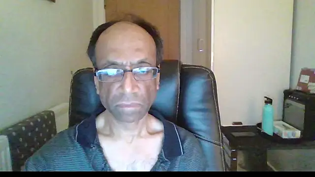 rauncher1 online show from February 16, 2026, 1:04 am