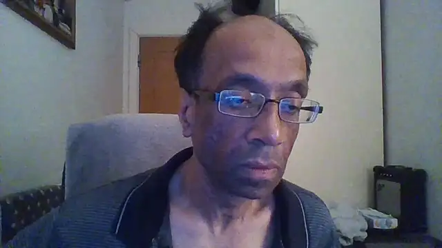 Snapshot of rauncher1 chatting on October 29, 2025, 12:42 am rauncher1 online show from October 29, 2025, 12:42 am