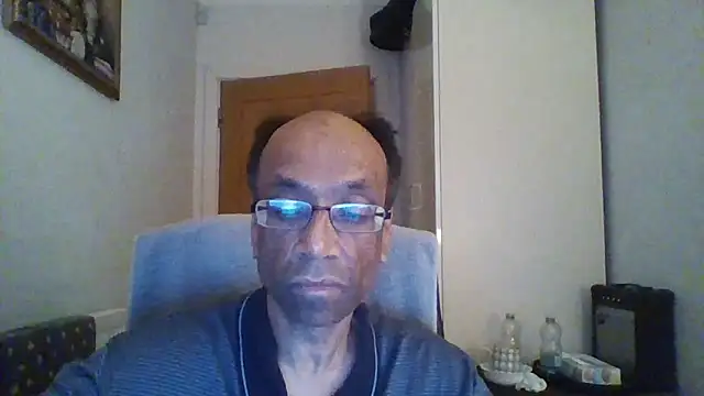 Snapshot of rauncher1 chatting on September 26, 2025, 11:44 pm rauncher1 online show from September 26, 2025, 11:44 pm