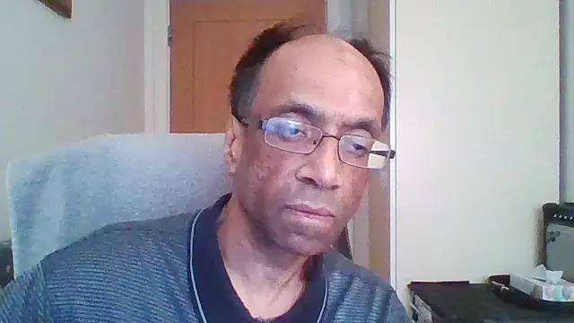 Snapshot of rauncher1 chatting on October 16, 2025, 12:13 pm rauncher1 online show from October 16, 2025, 12:13 pm