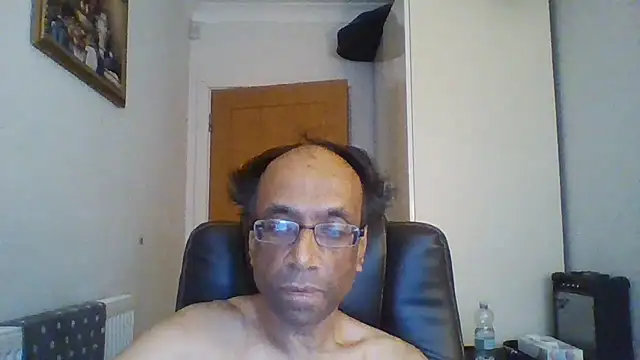 Snapshot of rauncher1 chatting on September 19, 2025, 9:13 am rauncher1 online show from September 19, 2025, 9:13 am