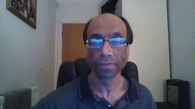 rauncher1 online show from February 19, 2025, 12:46 am