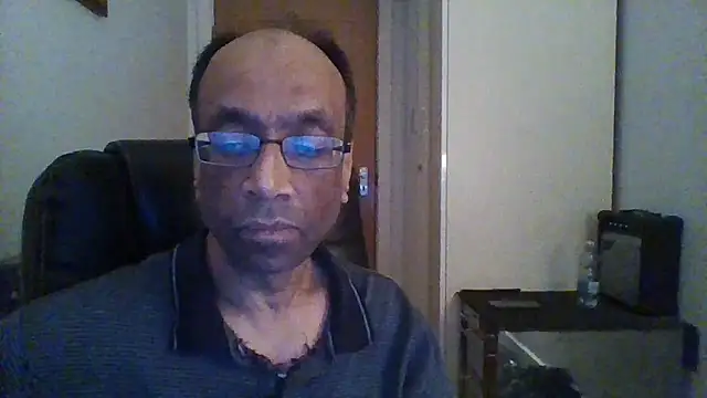 rauncher1 online show from March 6, 2025, 12:54 am