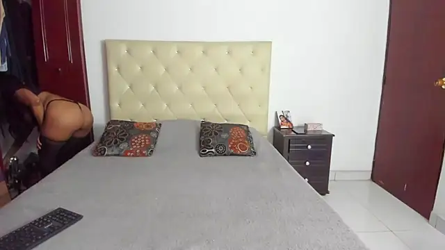 LUISSA  online show from November 18, 2025, 12:30 pm