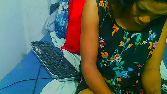 freaky naughty online show from November 30, 2025, 11:33 am