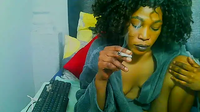 Snapshot of freaky_naughty chatting on October 20, 2025, 11:00 am freaky naughty online show from October 20, 2025, 11:00 am