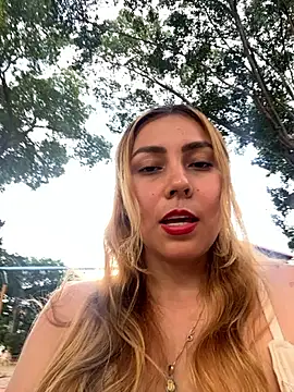 Brittanyrosexx online show from November 13, 2025, 8:35 pm