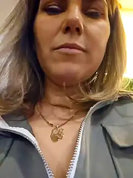 FeliciaKrige online show from February 28, 2025, 9:55 pm
