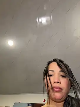 SQUIRTINGQUEEN11 online show from March 6, 2026, 2:50 am