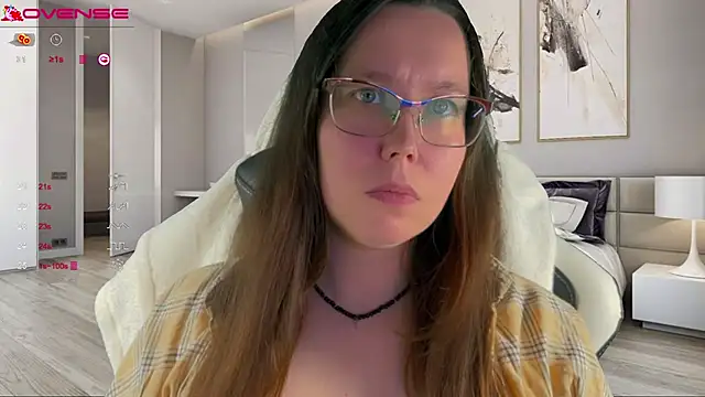 Victoria Romans online show from September 28, 2025, 7:43 pm