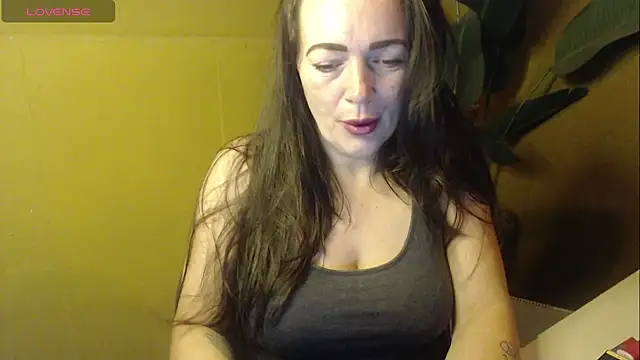 cloe85nl online show from February 26, 2026, 8:14 am