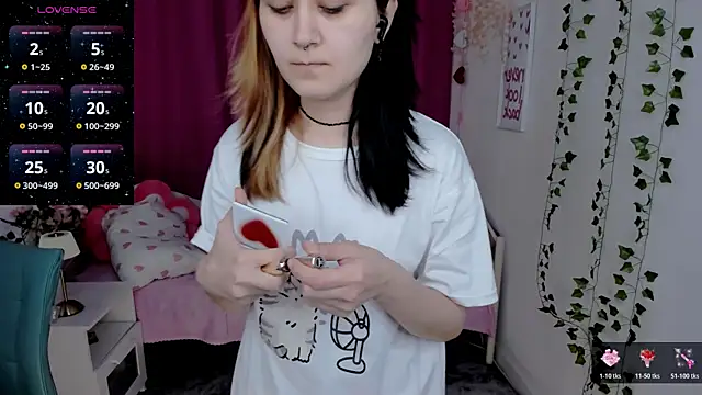 Alexa Lexi  online show from May 21, 2026, 11:07 am