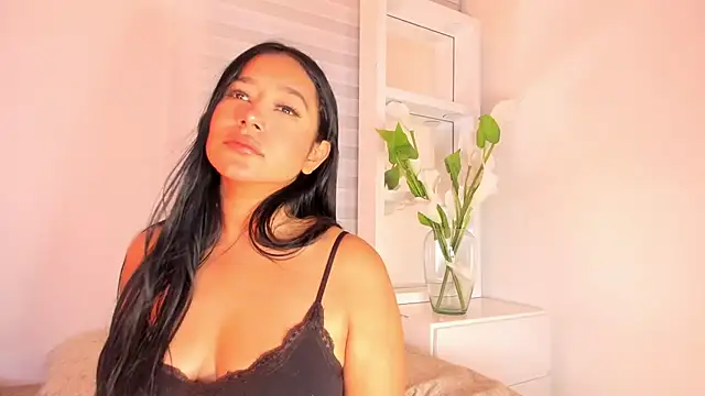 Snapshot of jessiigrey chatting on October 15, 2025, 12:20 am jessiigrey online show from October 15, 2025, 12:20 am