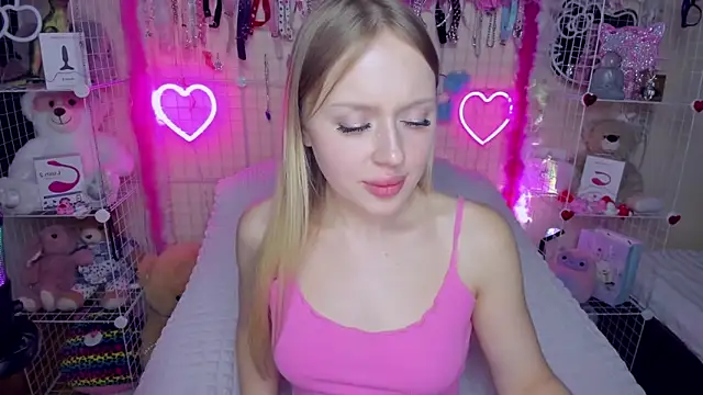 ElinOceanX online show from March 21, 2025, 11:56 pm