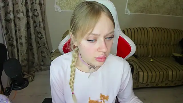 ElinOceanX online show from December 4, 2024, 4:43 pm