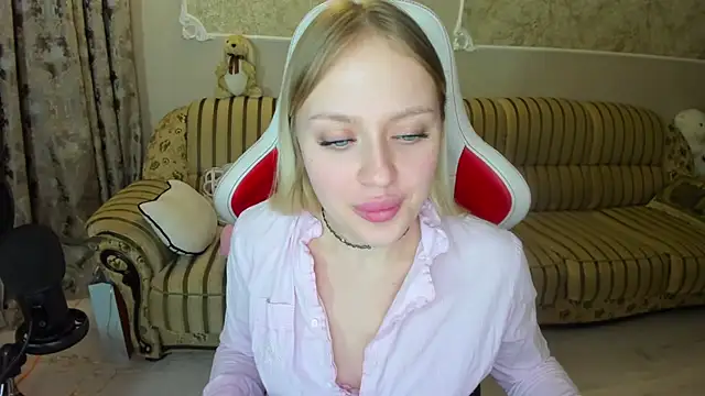 ElinOceanX online show from December 8, 2024, 3:02 pm