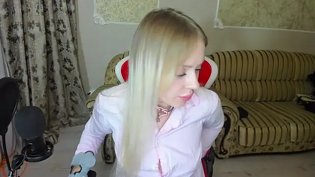 ElinOceanX online show from December 5, 2024, 9:33 pm