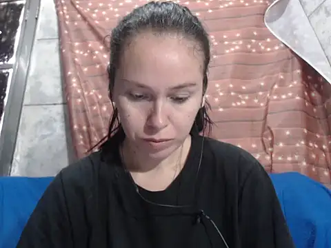 Venusluxodomme online show from October 2, 2025, 11:13 am