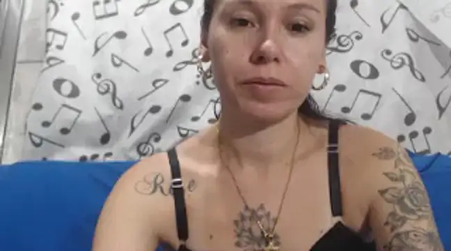 Venusluxodomme online show from January 28, 2025, 4:50 am