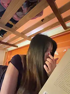 Snapshot of kiarafonseca_ chatting on February 8, 2026, 1:03 am kiarafonseca online show from February 8, 2026, 1:03 am