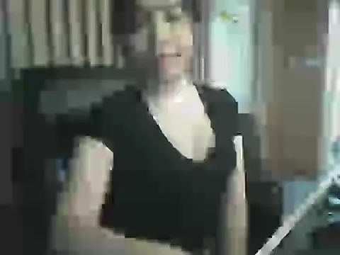 Snapshot of sara_kimoo chatting on September 24, 2025, 5:19 pm sara kimoo online show from September 24, 2025, 5:19 pm