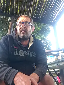 TryingWind online show from April 11, 2026, 5:04 am