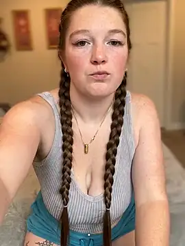 PussiesnCream  online show from February 3, 2025, 8:57 pm