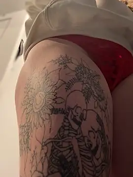 PussiesnCream  online show from October 16, 2025, 2:14 pm