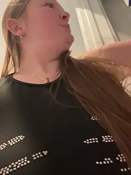 PussiesnCream  online show from February 12, 2025, 9:11 pm