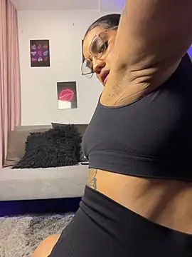 Snapshot of Victoria14_ chatting on October 26, 2025, 11:16 pm Victoria14  online show from October 26, 2025, 11:16 pm