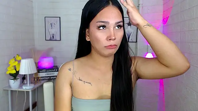 Snapshot of urnaughtydolly69 chatting on October 5, 2025, 11:34 am urnaughtydolly69 online show from October 5, 2025, 11:34 am