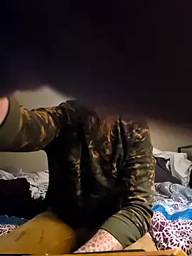 bikerbeard696 online show from April 19, 2026, 8:37 am