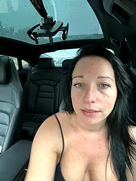 Viola Beck online show from October 4, 2025, 9:00 am