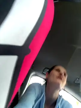 lolabunny9 online show from October 5, 2025, 3:36 pm