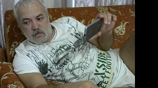 husoizmir online show from February 13, 2025, 6:09 am