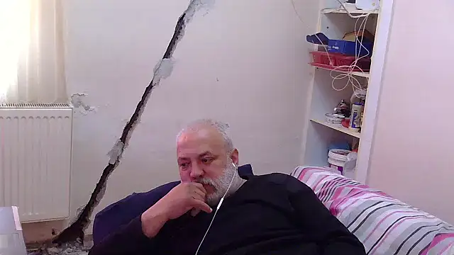 husoizmir online show from April 21, 2026, 11:28 am