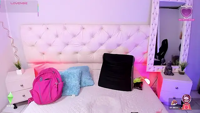 Snapshot of ximena_slut_21 chatting on September 26, 2025, 3:57 am ximena slut 21 online show from September 26, 2025, 3:57 am