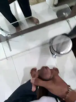 GUJJU GUJARATI online show from September 15, 2025, 9:32 am