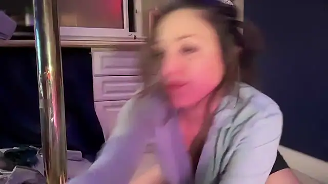 CrazyKittenMeow online show from February 14, 2025, 2:50 am