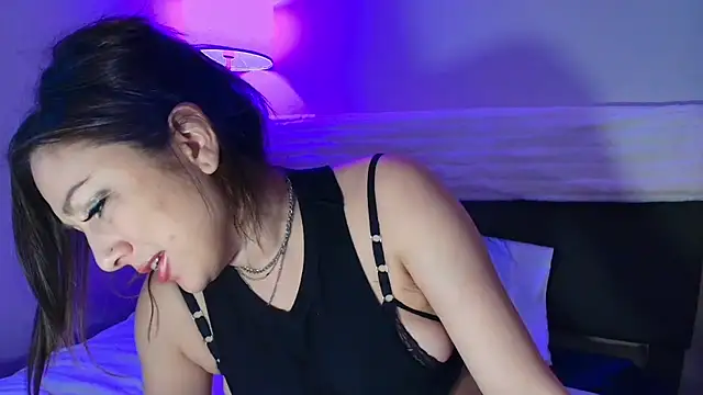 CrazyKittenMeow online show from October 21, 2025, 4:56 am