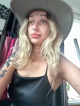 MonicaMilz online show from December 21, 2024, 10:39 am