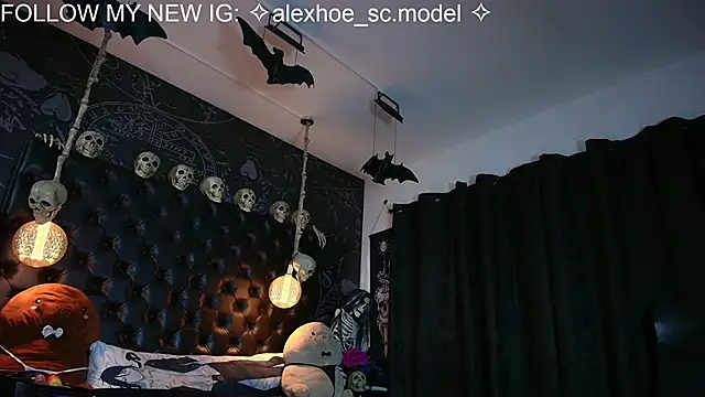 AlexHoe  online show from May 22, 2026, 6:39 pm